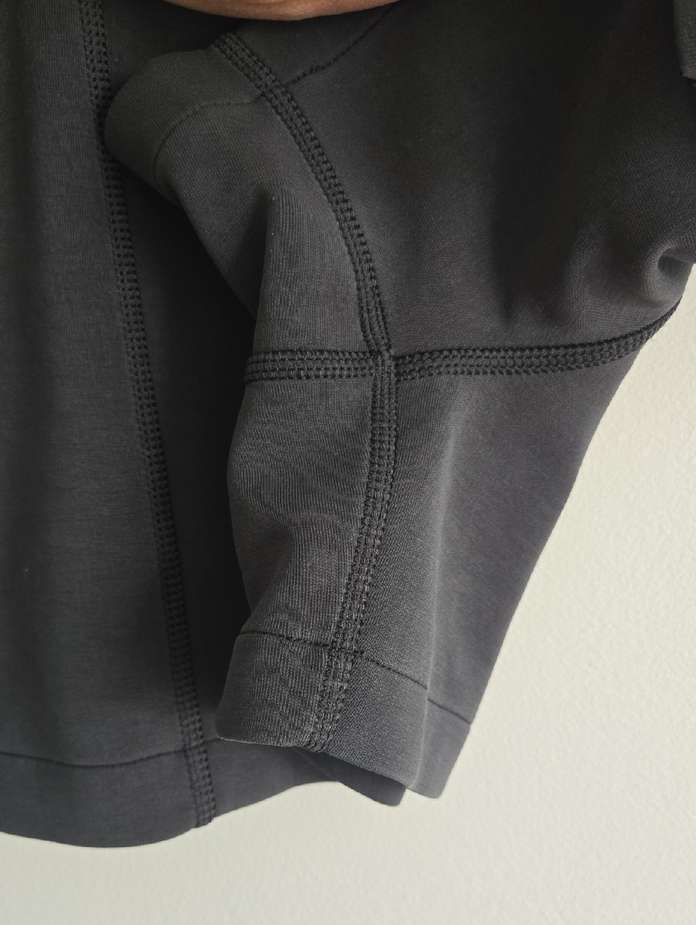 LULULEMON Softstreme High-Rise Short 4" - Picture 3 of 6